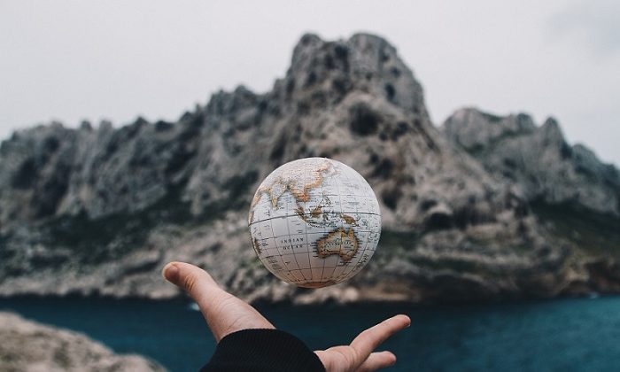 5 Common Challenges for Indian students who plan to Study Abroad and how Canam helps students overcome them?